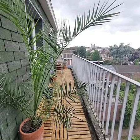 Apartment Avec Balcon *